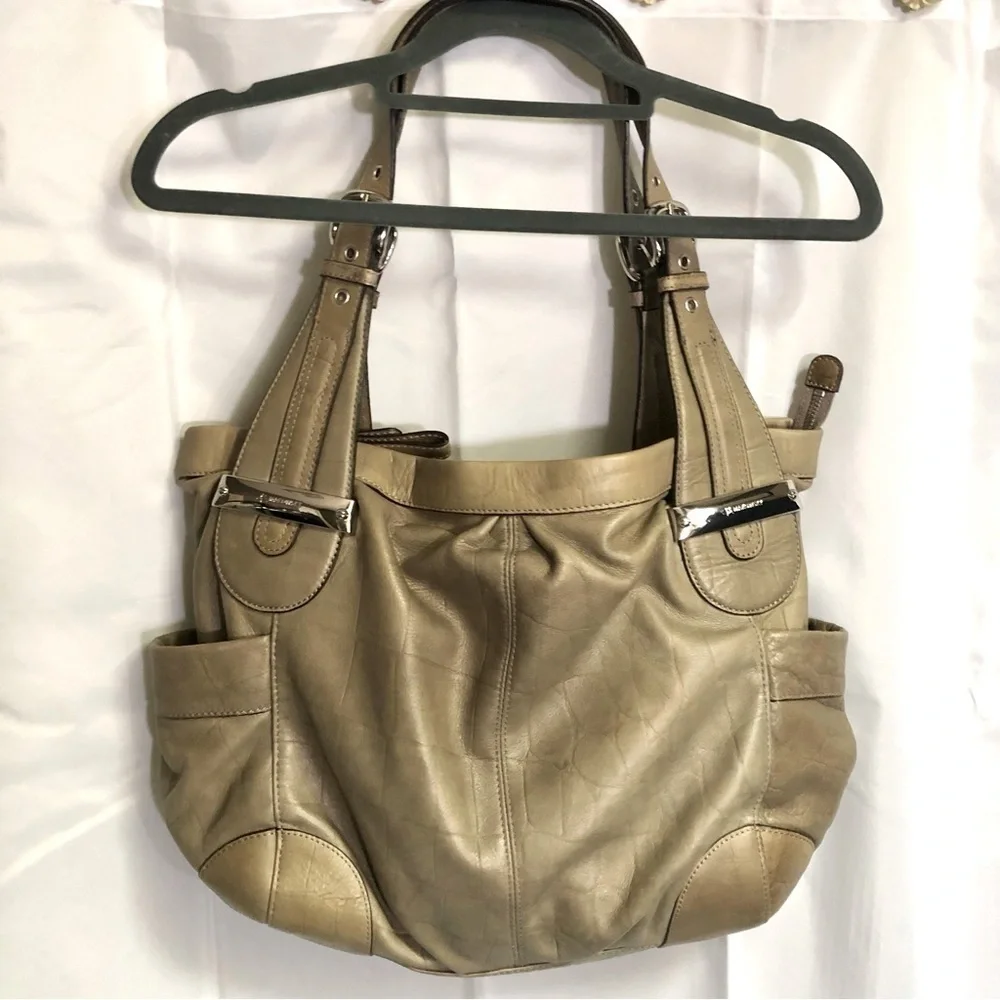 B. Makowsky Large Soft Croc Design Leather Shoulder Hobo Side Pocket Handbag